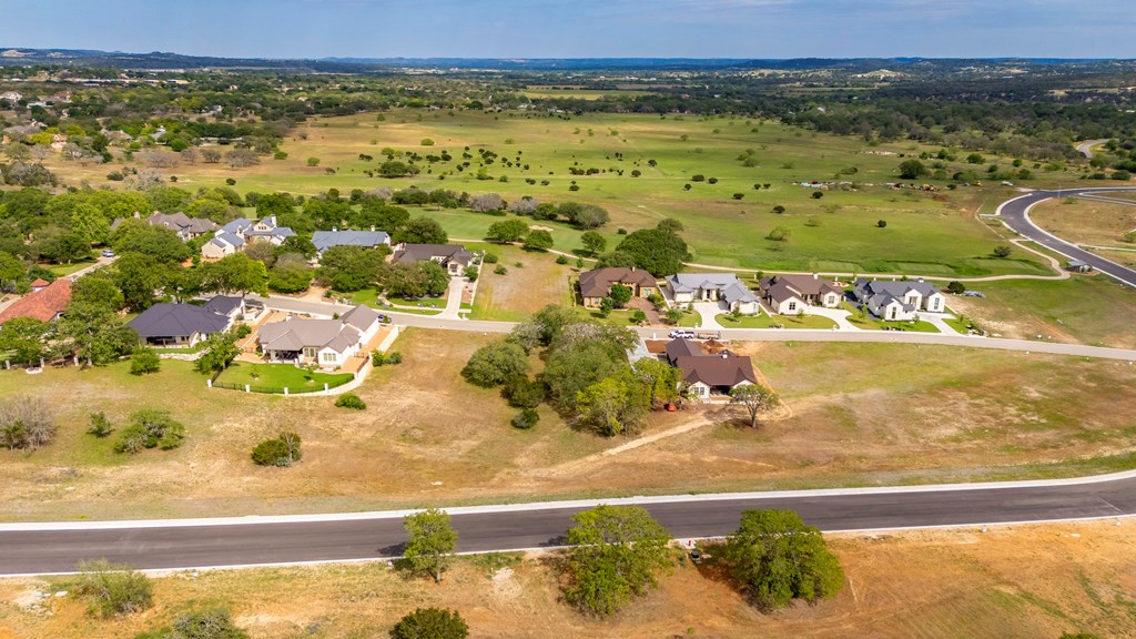 1104 Pinnacle View Drive Kerrville, TX 78028 - Photo 2 of 9