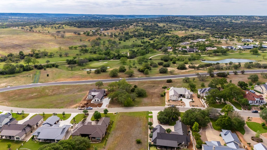 1104 Pinnacle View Drive Kerrville, TX 78028 - Photo 6 of 9