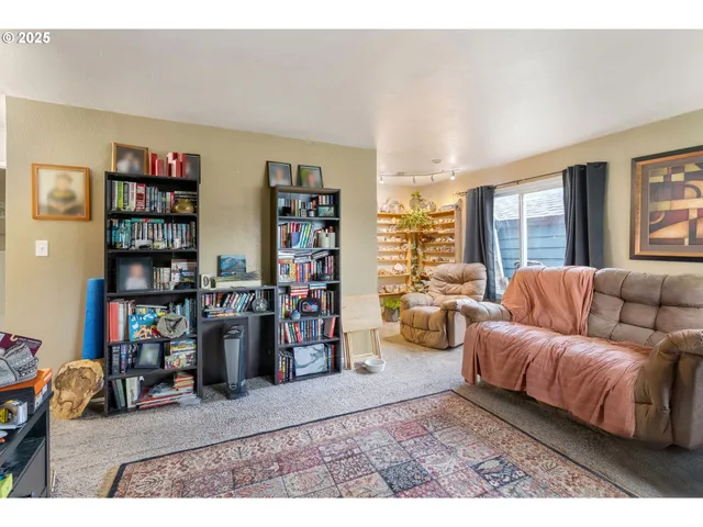 $349,000 | 1008 Snipes Street, The Dalles, OR 97058