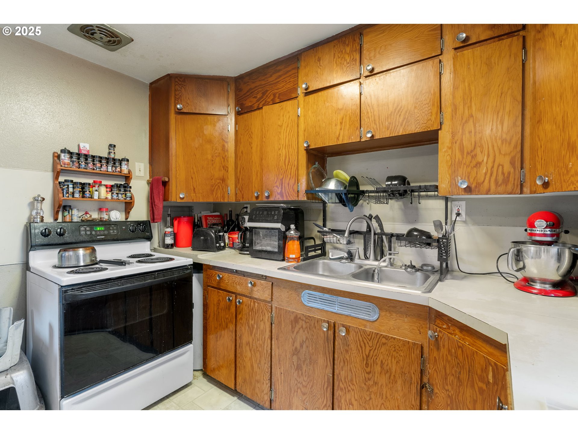 1008 Snipes Street The Dalles, OR 97058 - Photo 19 of 26