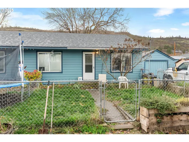 $349,000 | 1008 Snipes Street, The Dalles, OR 97058