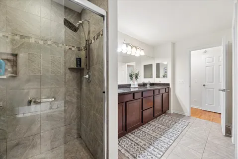 $799,999 | 1047 Hickory Drive, Western Springs, IL 60558