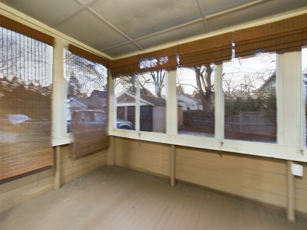 25 Rowe Street, Unit 1 Newton, MA 02466 - Photo 12 of 18 Gallery Image 12