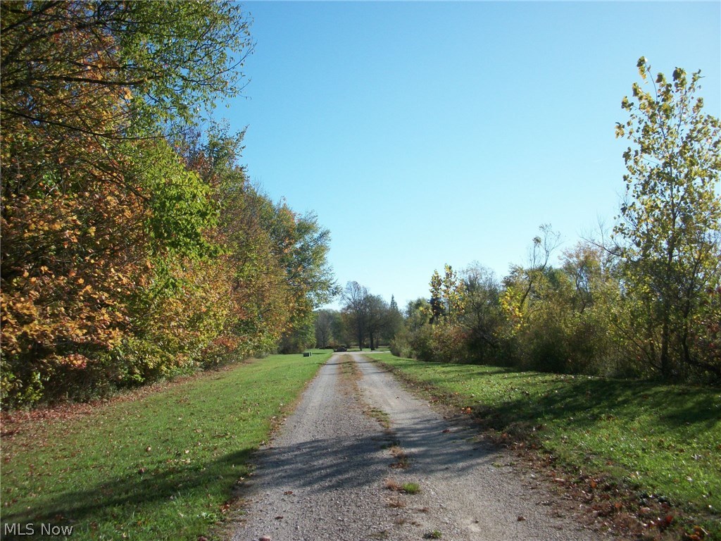 1163 Marks Road Brunswick, OH 44212 - Photo 2 of 35 Gallery Image 2