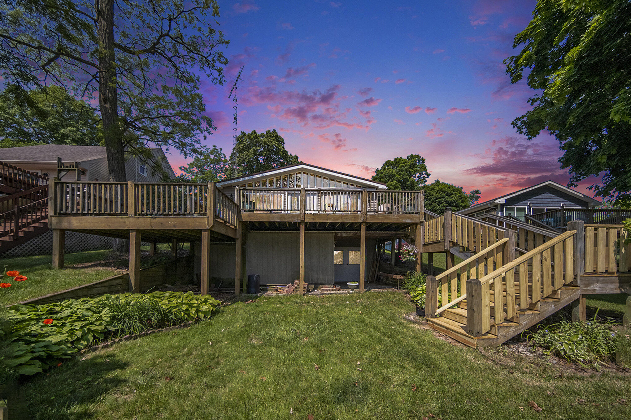 2759 Hemlock Road Quincy, MI 49082 - Photo 2 of 21 Twilight