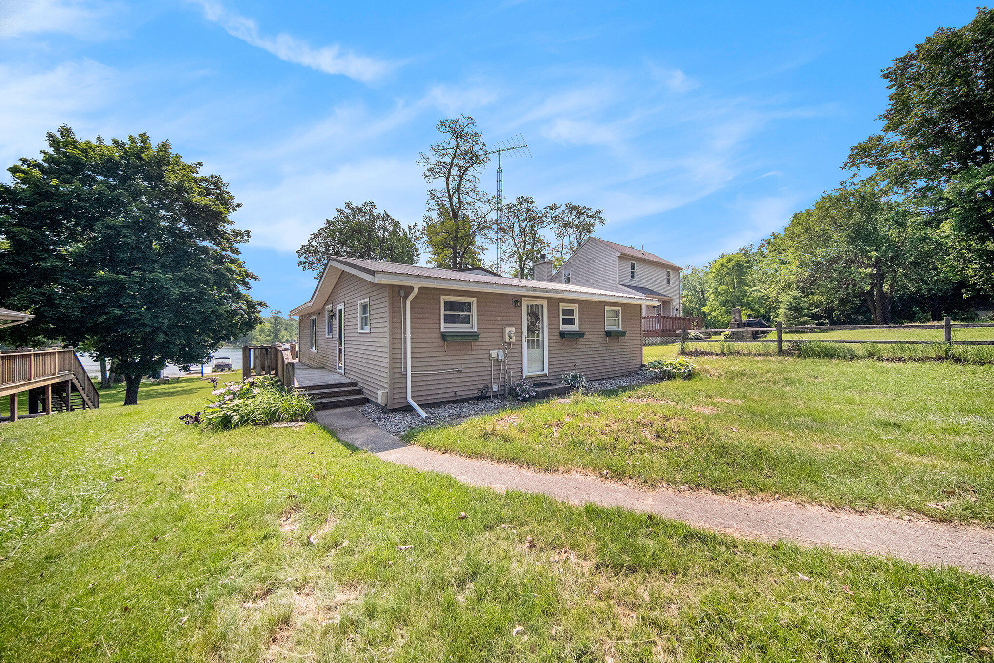 2759 Hemlock Road Quincy, MI 49082 - Photo 3 of 21 Roadside