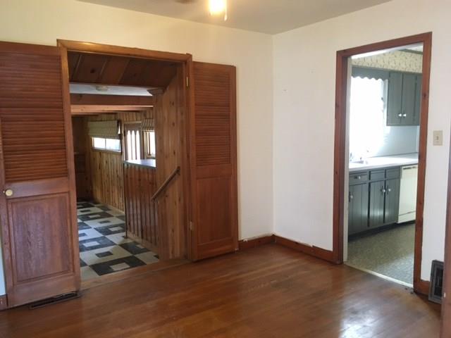 1558 Westerman Road Hermitage, PA 16148 - Photo 3 of 10 Gallery Image 3