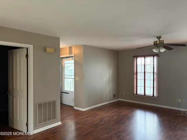 $349,999 | 2501 Bedford Corners Lane, Unit 11, Wall, NJ 07719