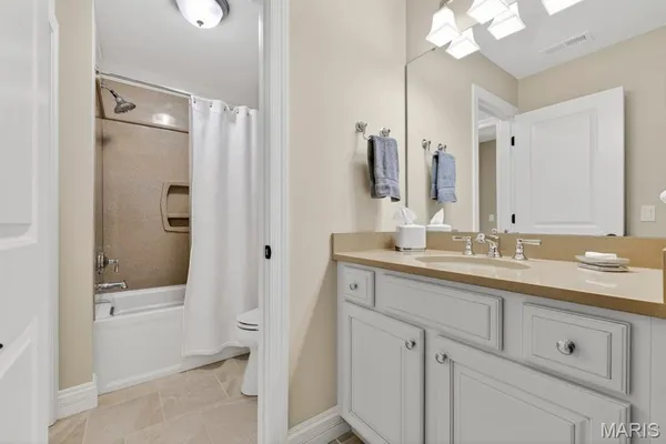$1,499,000 | 12868 Willow Pond Court, Des Peres, MO 63131