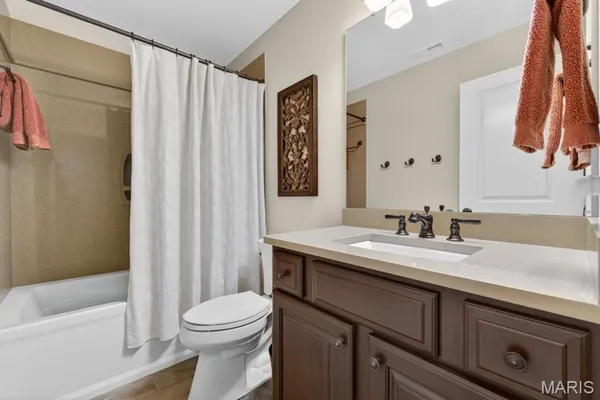 $1,499,000 | 12868 Willow Pond Court, Des Peres, MO 63131