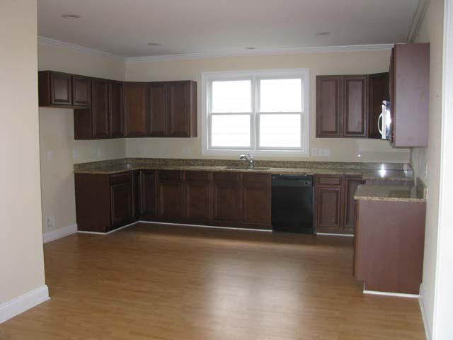 720 Rutherford Road Greenville, SC 29609 - Photo 3 of 8