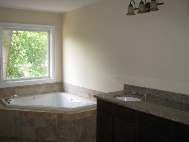 720 Rutherford Road Greenville, SC 29609 - Photo 6 of 8