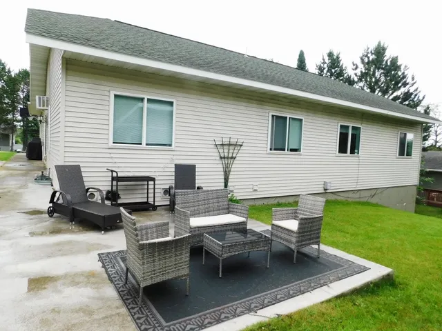 $424,500 | 1125 3rd Avenue, Proctor, MN 55810