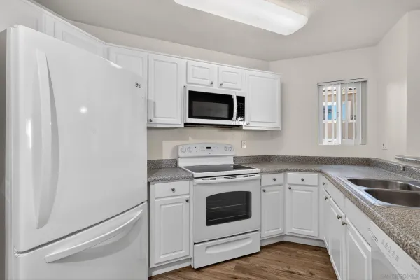 $525,000 | 7545 Charmant Drive, Unit 1307, San Diego, CA 92122