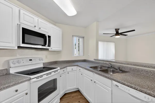 $525,000 | 7545 Charmant Drive, Unit 1307, San Diego, CA 92122