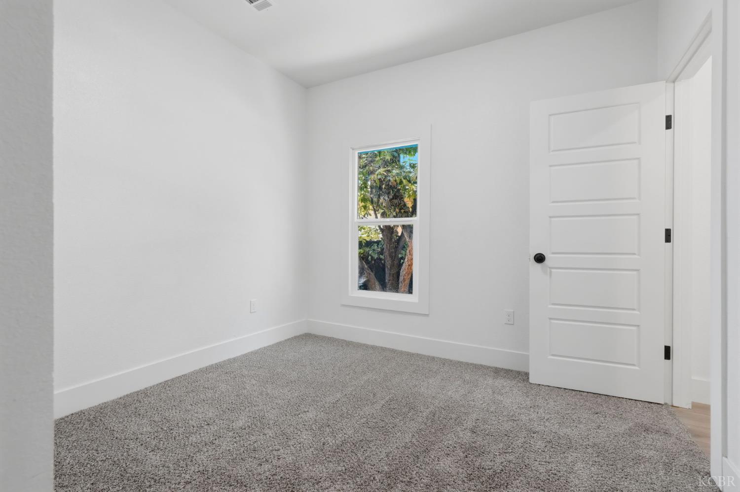 1145 D Street Reedley, CA 93654 - Photo 16 of 40 Gallery Image 16