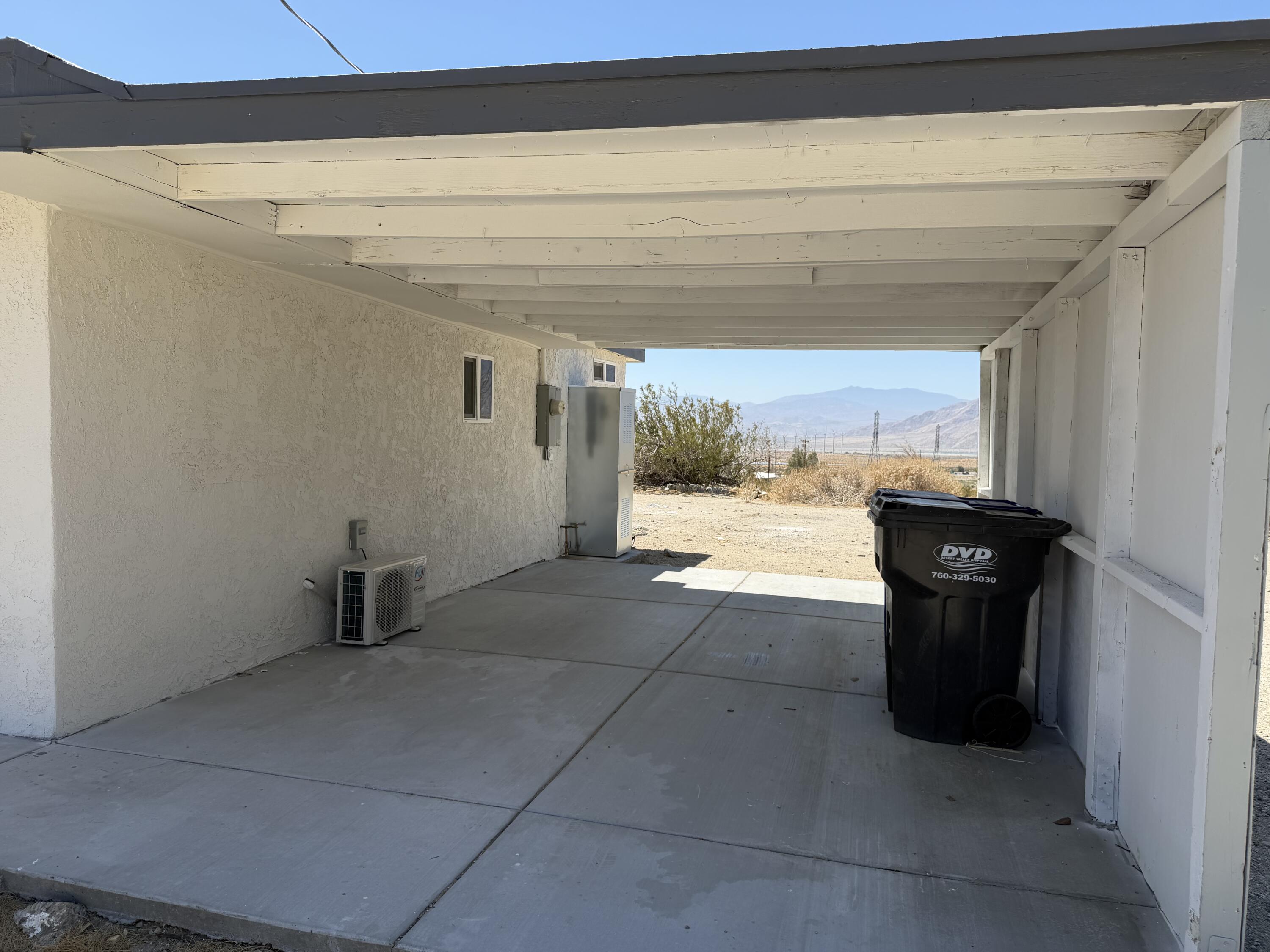 15236 Painted Hills Road Whitewater, CA 92282 - Photo 3 of 39 33