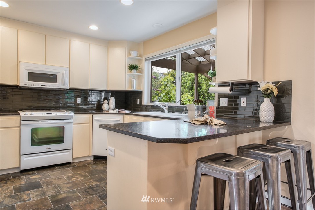 113 North 78th Street Seattle, WA 98103 - Photo 6 of 23 Gallery Image 6