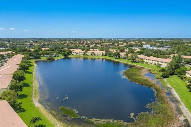 $399,900 | 1055 Imperial Lake Road, West Palm Beach, FL 33413