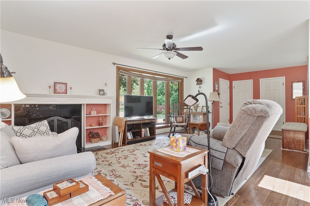 321 Ormsby Road Akron, OH 44333 - Photo 4 of 47 Gallery Image 4