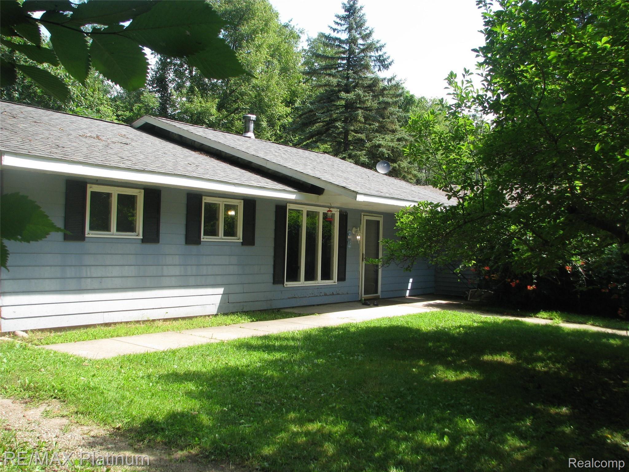 11392 Shepherd Road Onsted, MI 49265 - Photo 2 of 32 IMG_3815.JPG