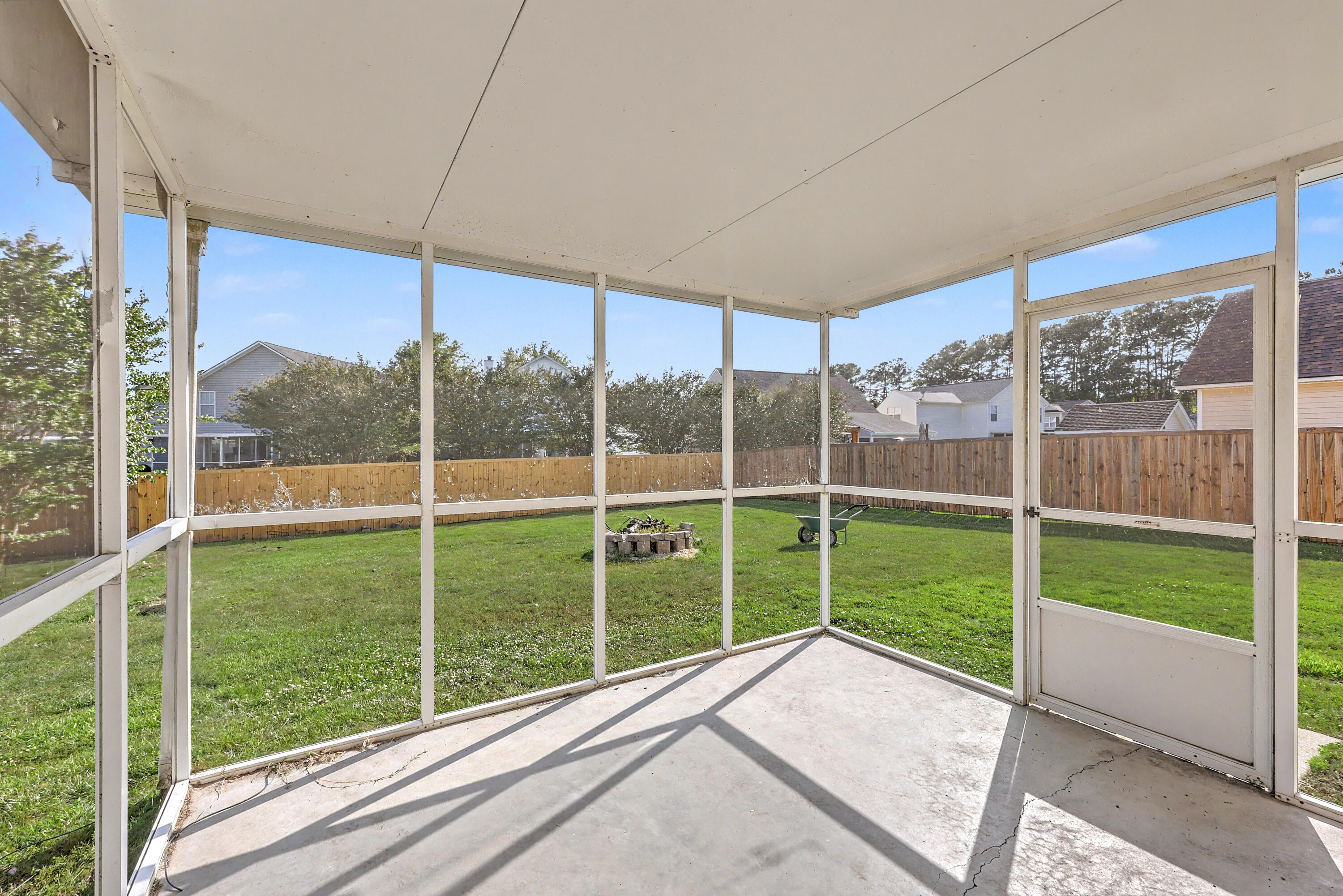 300 Dunning Road Summerville, SC 29486 - Photo 25 of 32