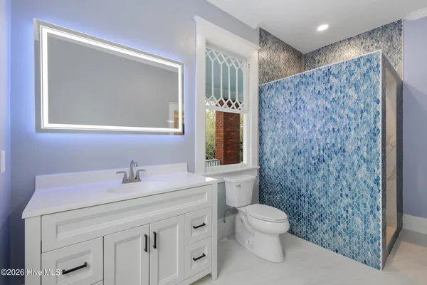 $675,000 | 403 Dock Street, Unit B, Wilmington, NC 28401