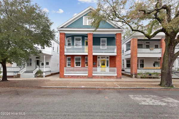$684,000 | 403 Dock Street, Unit B, Wilmington, NC 28401