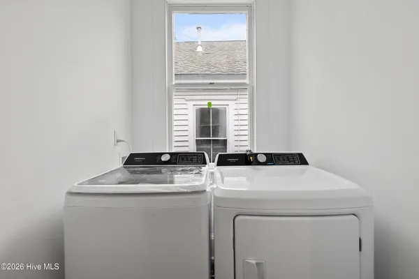 $675,000 | 403 Dock Street, Unit B, Wilmington, NC 28401