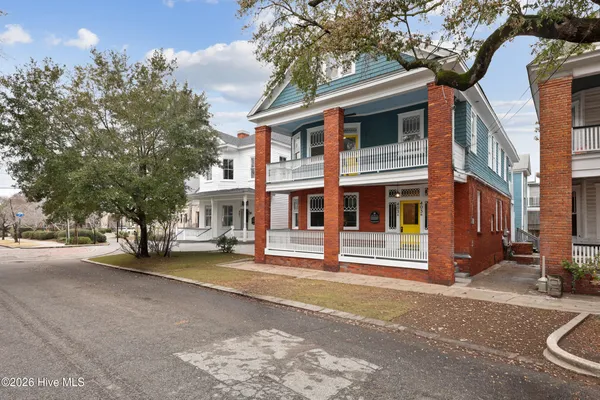 $675,000 | 403 Dock Street, Unit B, Wilmington, NC 28401