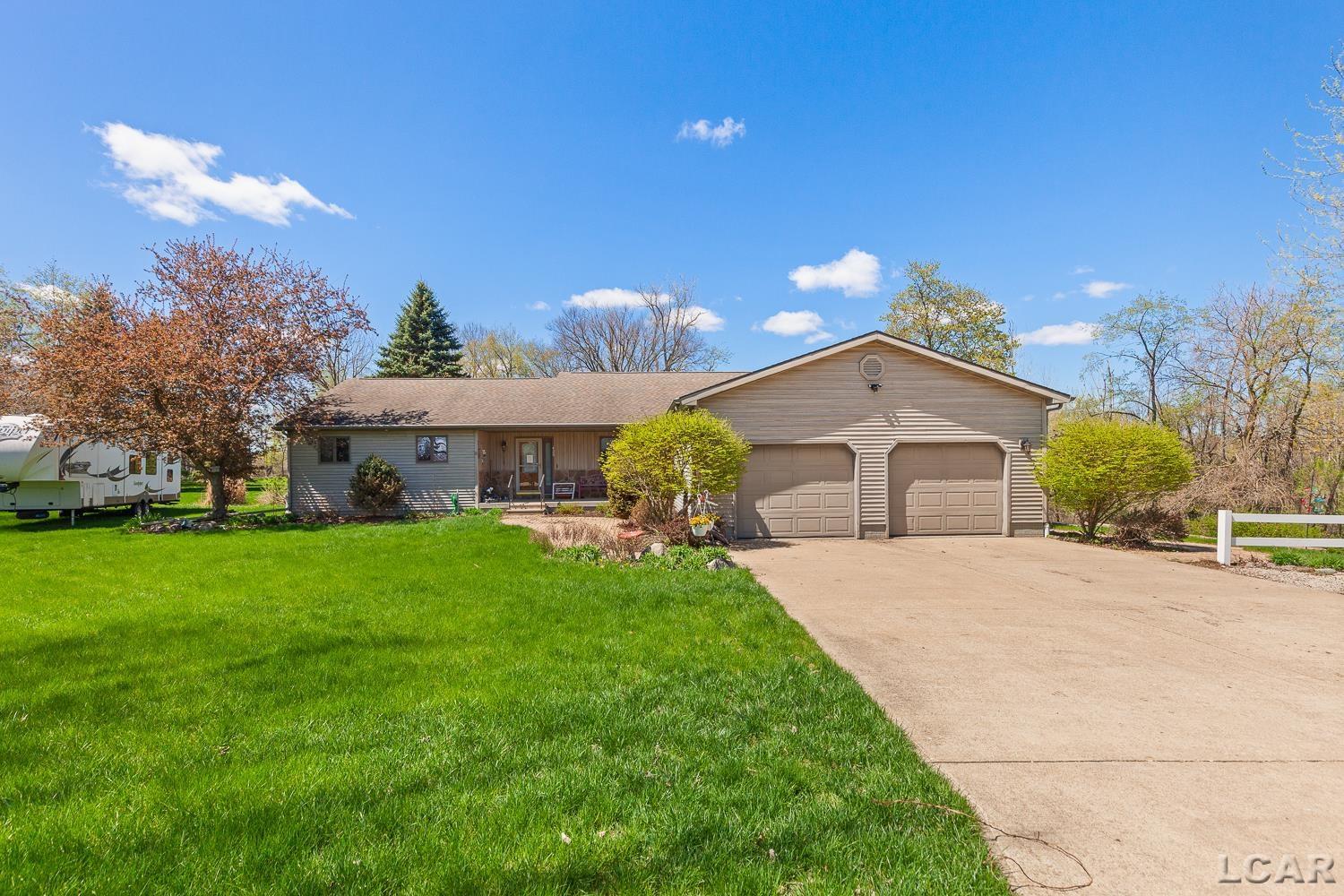 420 McClellan Street Hudson, MI 49247 - Photo 3 of 75