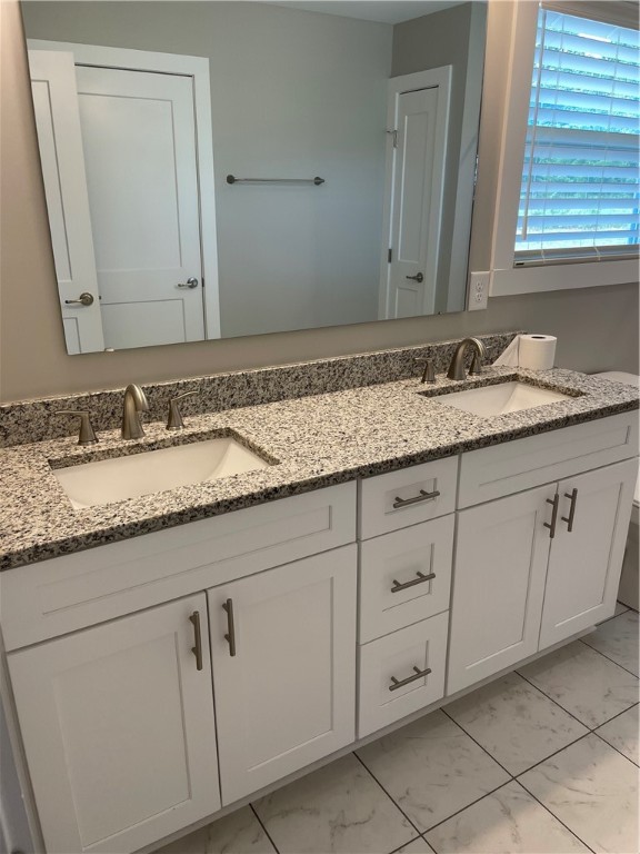 104 Old Station Road West Union, SC 29696 - Photo 11 of 44 Master bathroom