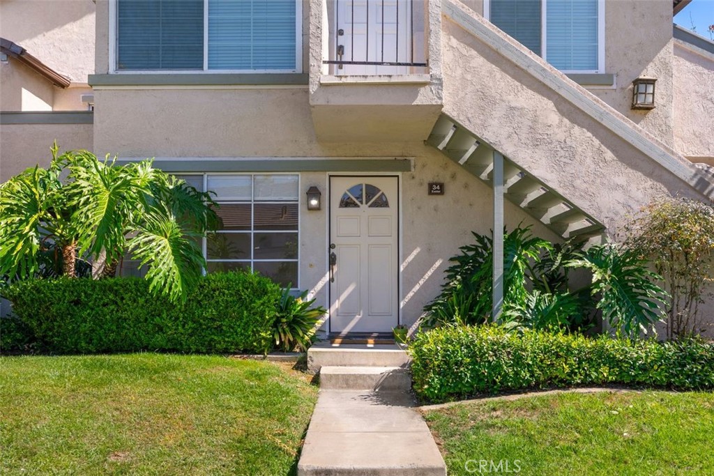 34 Exeter Irvine, CA 92612 - Photo 2 of 39