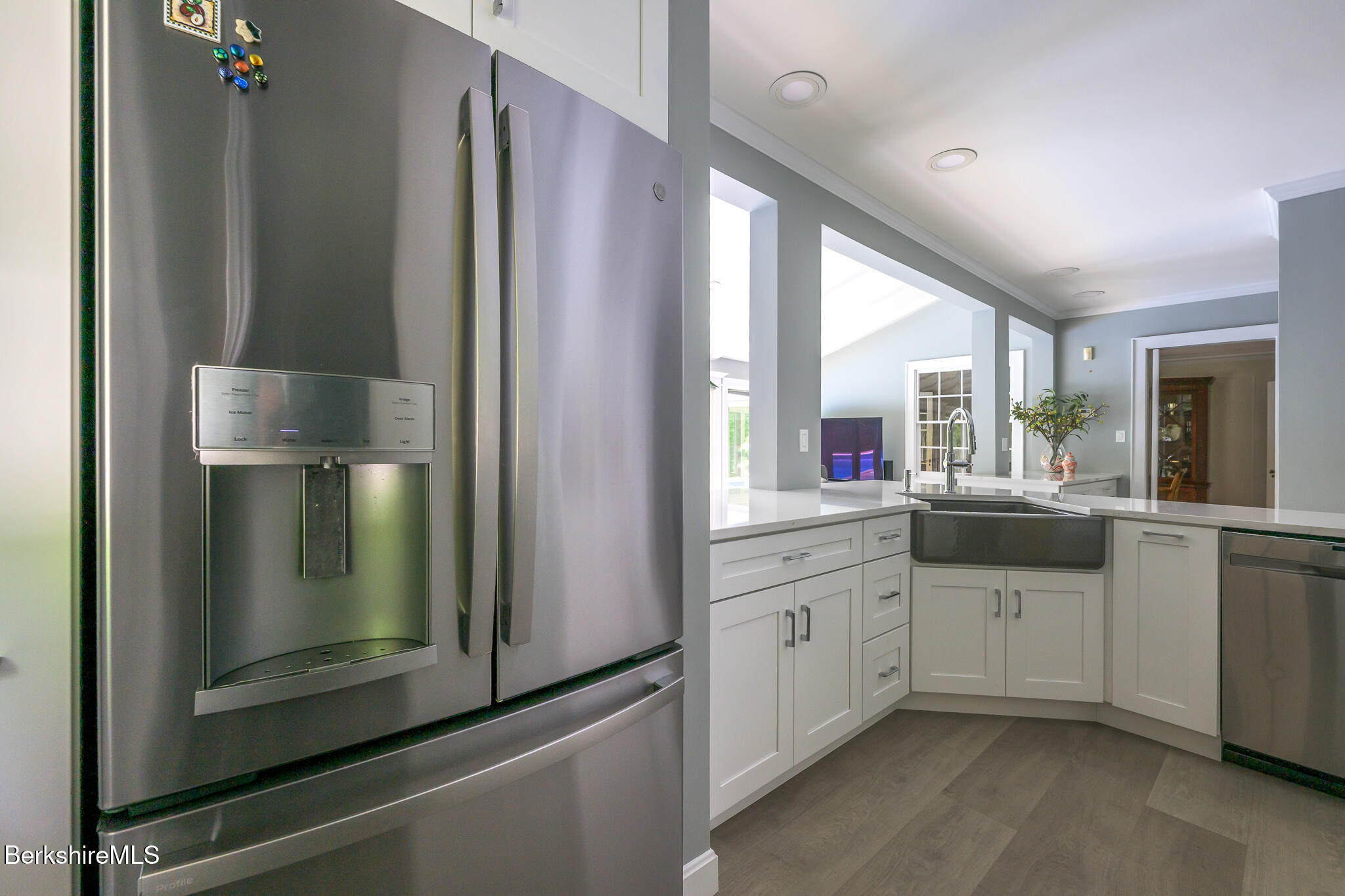 38 Crofut Street Pittsfield, MA 01201 - Photo 35 of 72 Screen - 38 Crofut St Pittsfield MA 0120