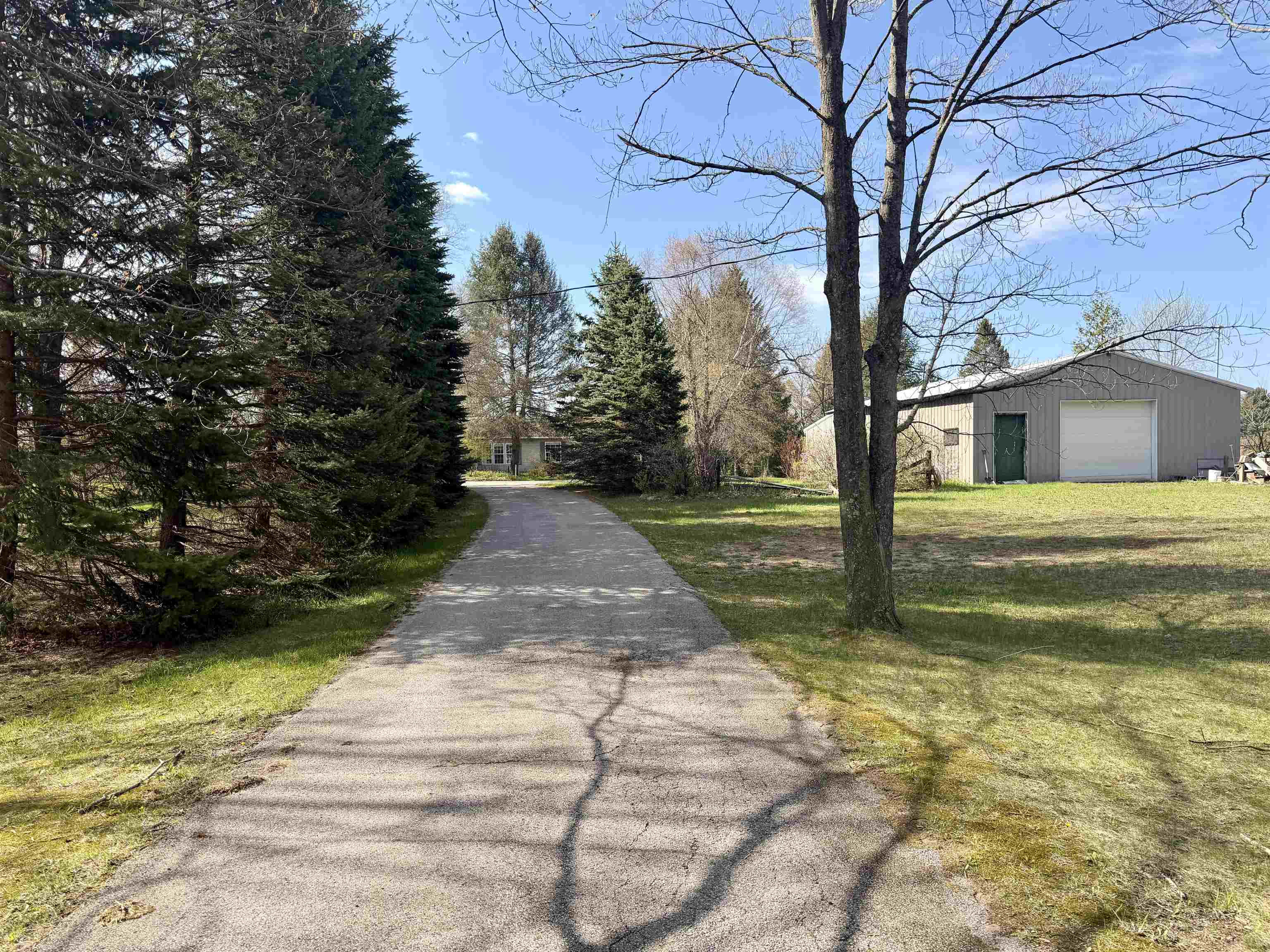 13249 Indian Road Kewadin, MI 49648 - Photo 34 of 35 Gallery Image 34