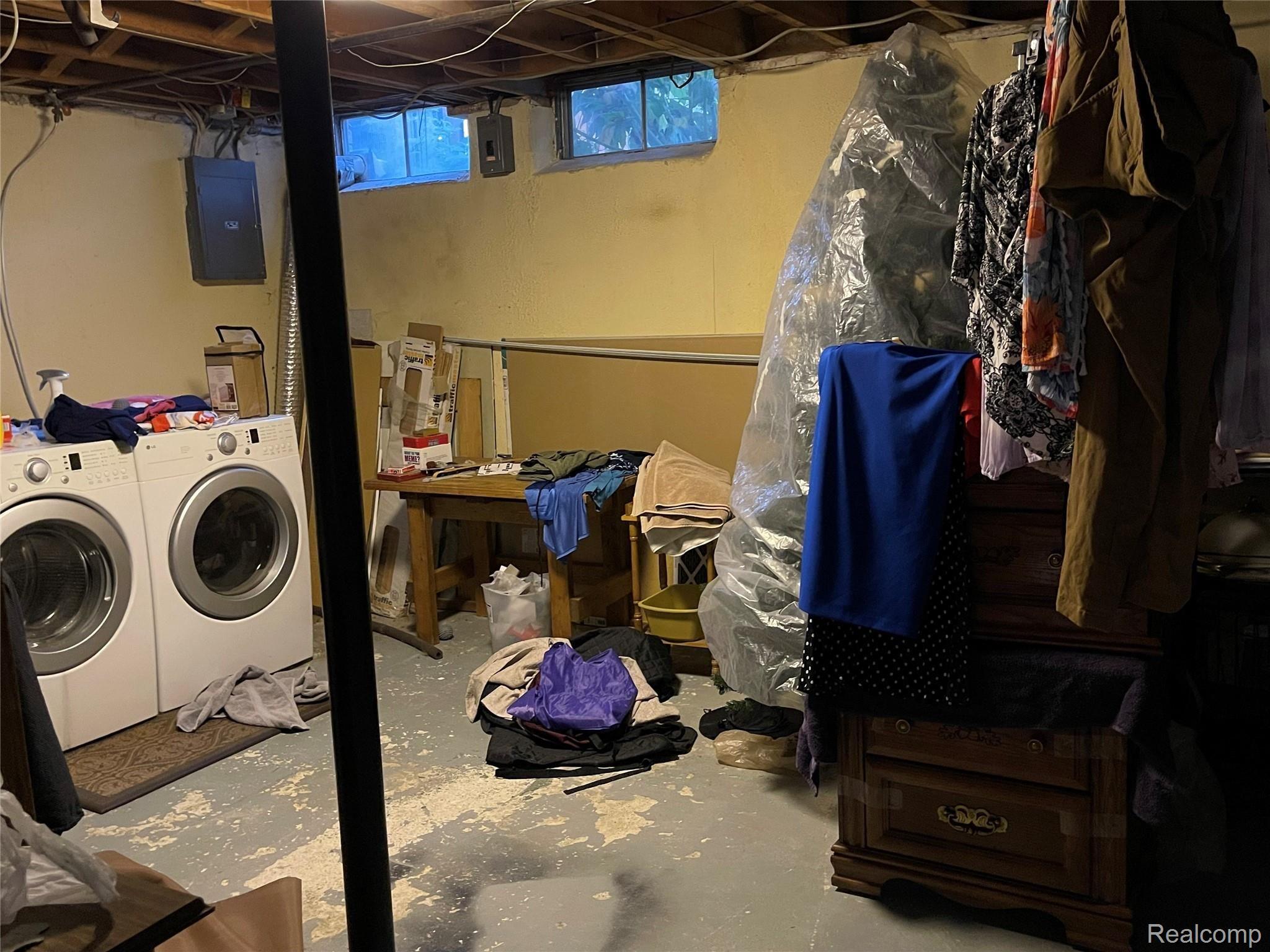 17245 Rudgate Street Southgate, MI 48195 - Photo 15 of 17 LAUNDRY AND STORAGE AREA