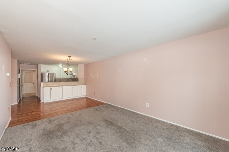 27 Loch Lane Ledgewood, NJ 07852 - Photo 12 of 21