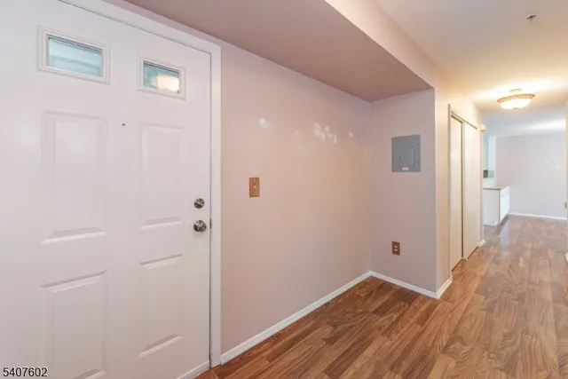 $329,999 | 27 Loch Lane, Ledgewood, NJ 07852