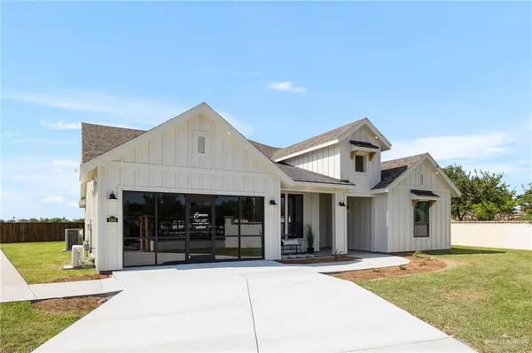 $549,000 | 1565 East Silos Avenue, Edinburg, TX 78542