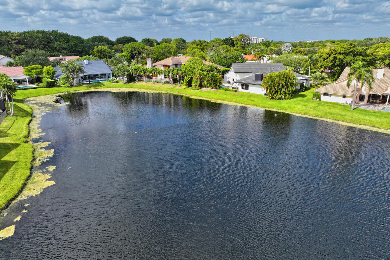 3740 Canterbury Way Boca Raton, FL 33434 - Photo 49 of 55 a view of a city with lake view