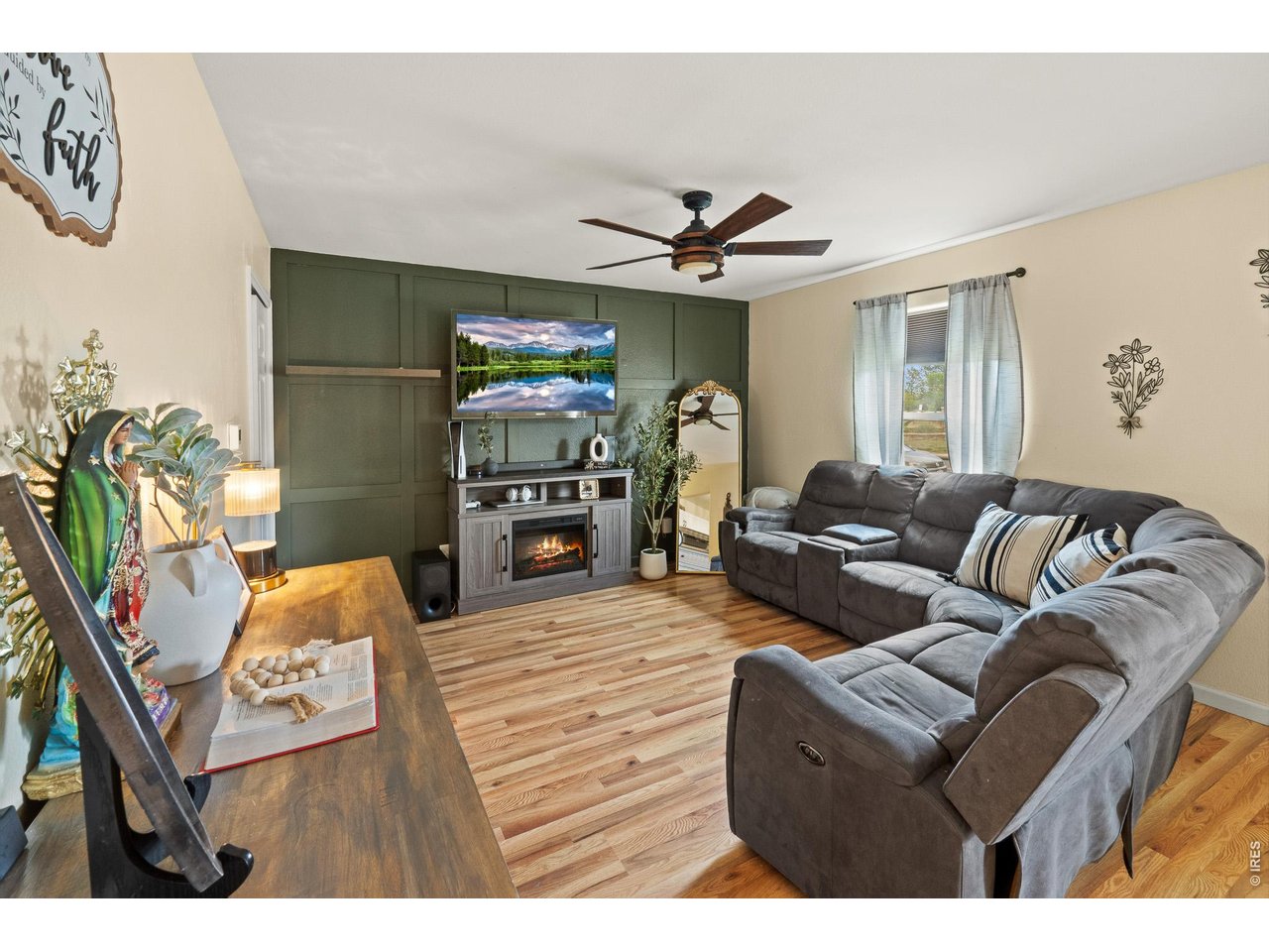 3705 Riverside Parkway Evans, CO 80620 - Photo 8 of 32 Living Room