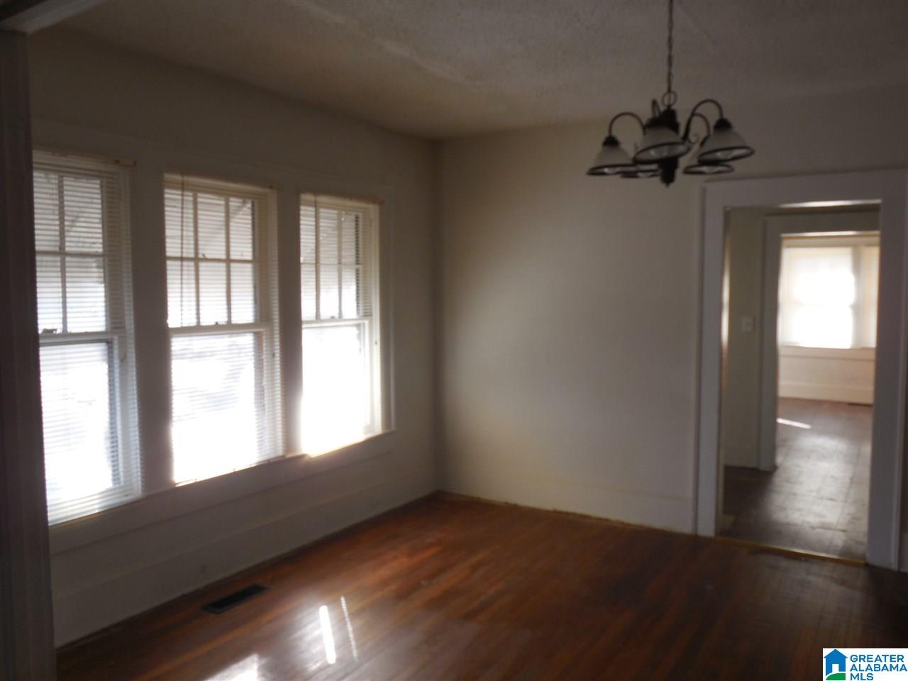 413 43rd Street Fairfield, AL 35064 - Photo 4 of 11