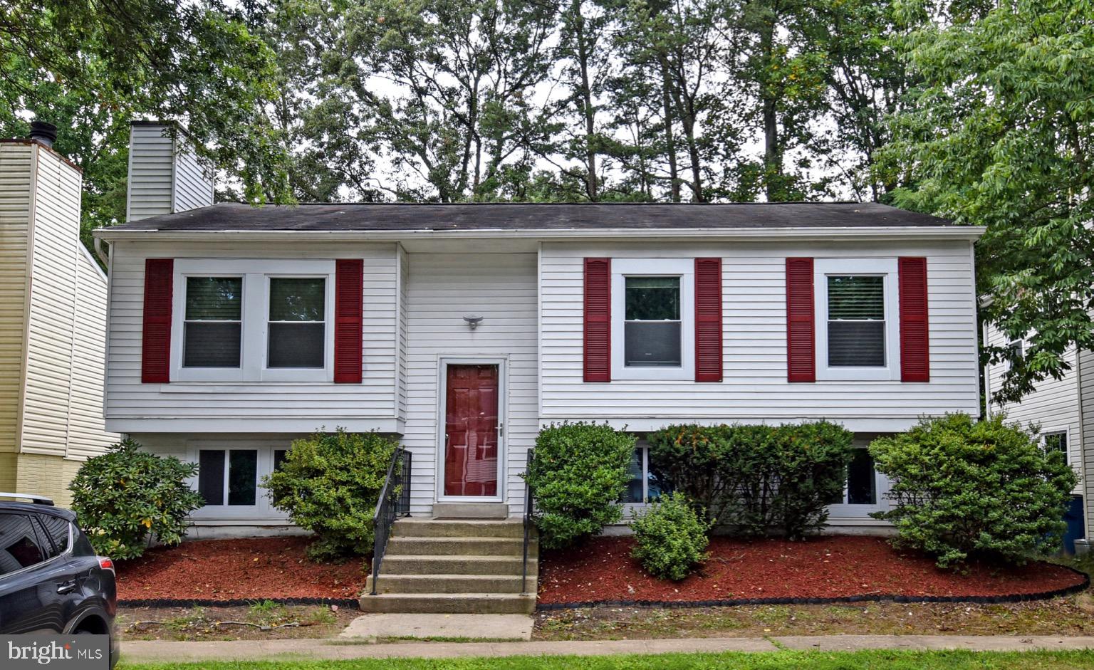 8585 Tyrolean Way Springfield, VA 22153 - Photo 1 of 28