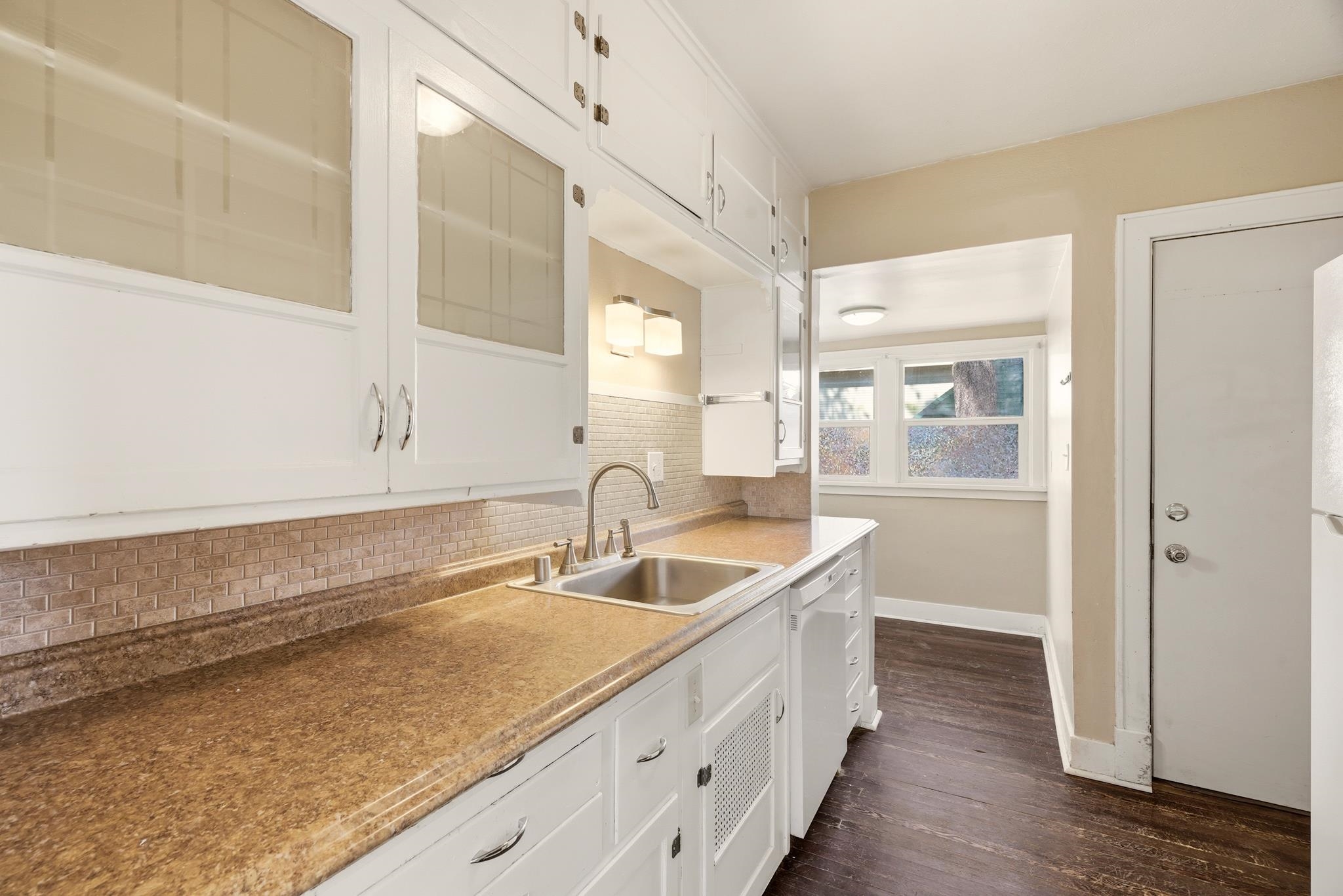 124 North 4th Street Cheney, WA 99004 - Photo 8 of 30