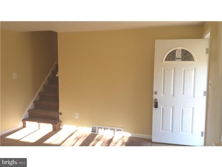 60 Story Road Upper Chichester, PA 19014 - Photo 2 of 15 Living Room