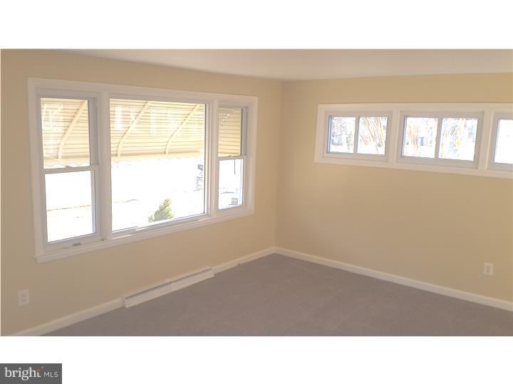 60 Story Road Upper Chichester, PA 19014 - Photo 4 of 15 Living Room