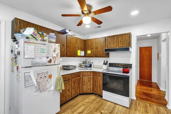 $265,000 | 15 College Drive, Unit 15, Edison, NJ 08817