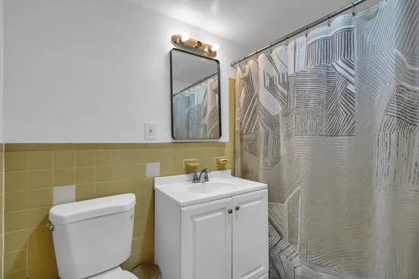 $265,000 | 15 College Drive, Unit 15, Edison, NJ 08817