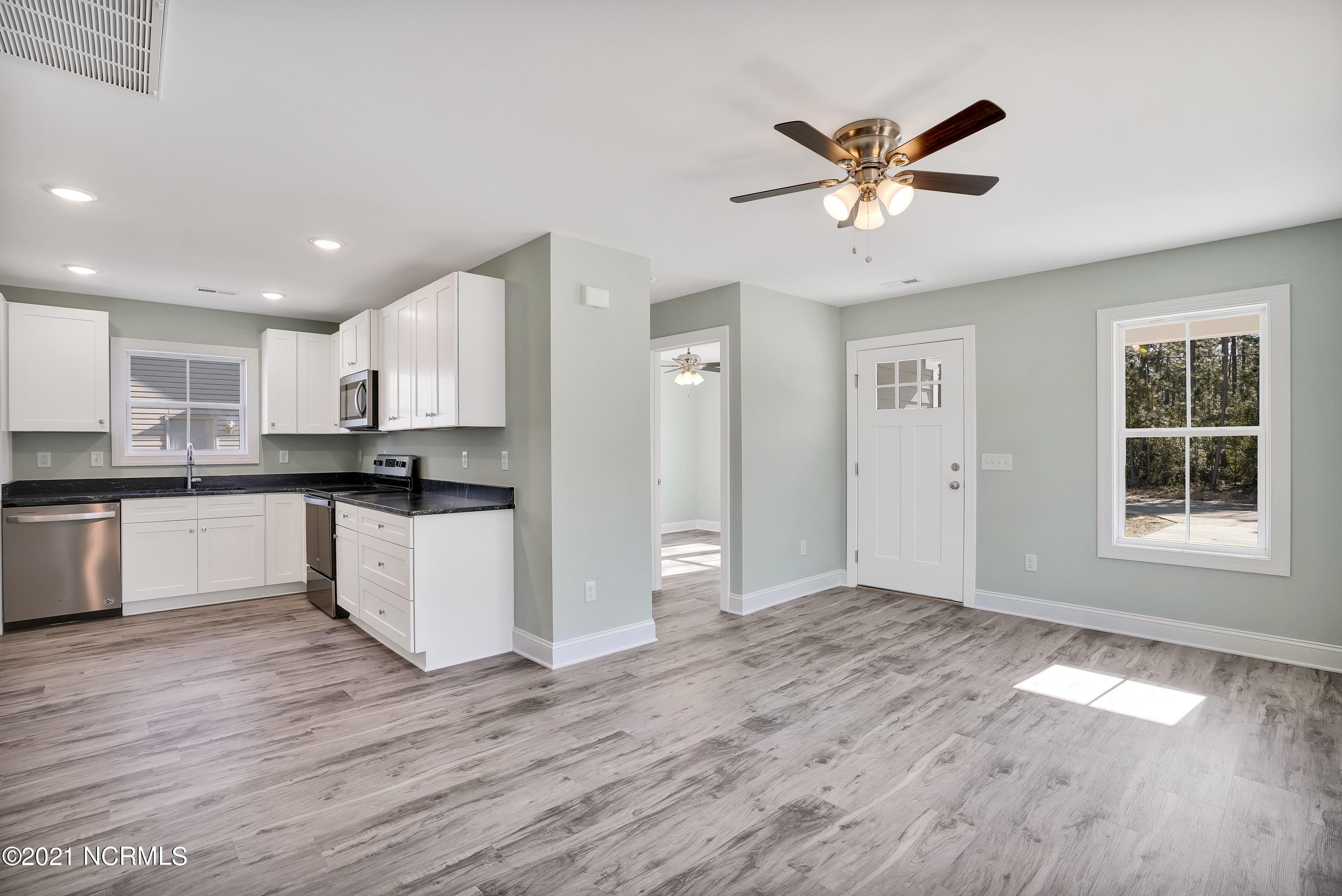 61 Bridges Road Southport, NC 28461 - Photo 6 of 22 This is not actual home.