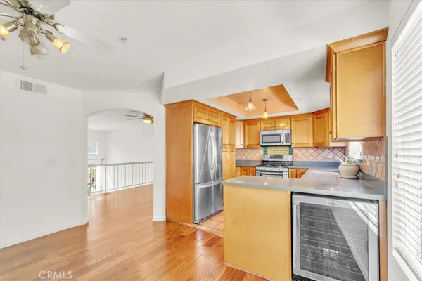 $1,024,000 | 1345 East Grand Avenue, El Segundo, CA 90245